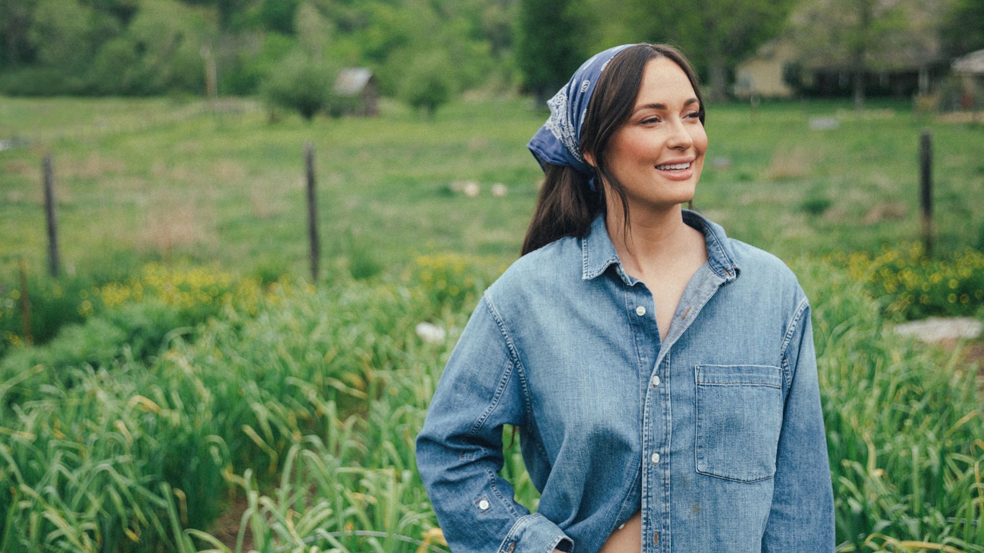 Kacey Musgraves is set to appear as a celebrity presenter (Image via Crunchyroll)